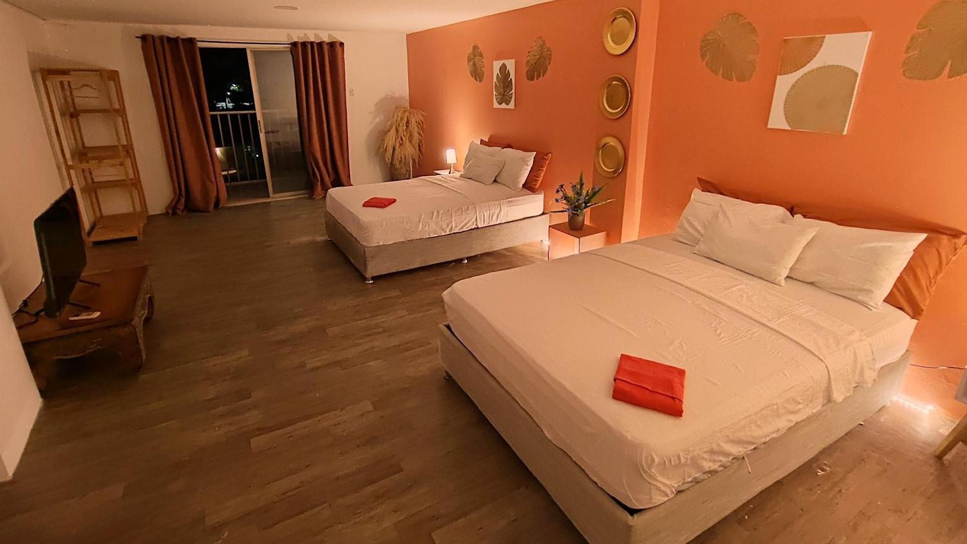 Hotel Harmony Deluxe