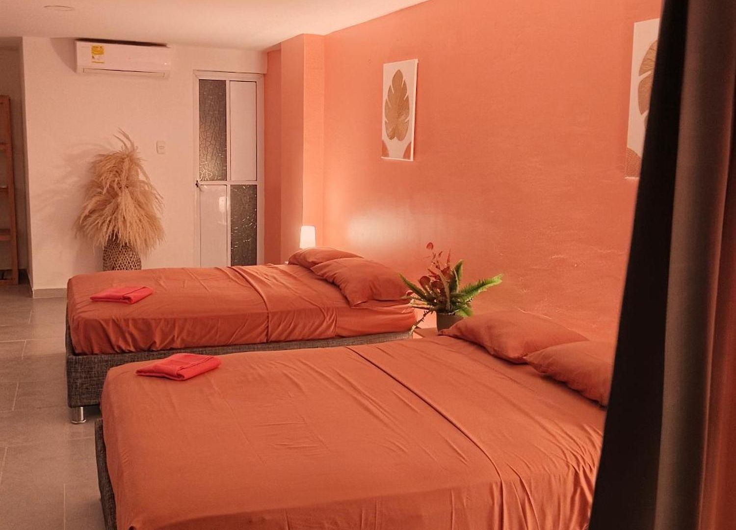 Harmony Deluxe Hotel *