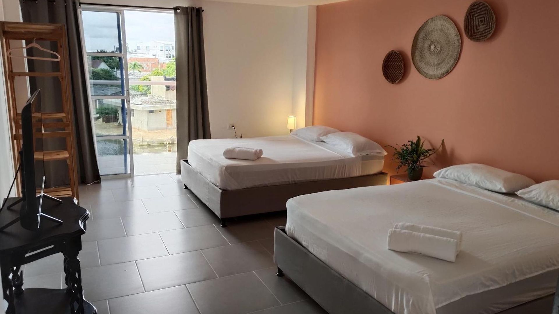 Harmony Deluxe Hotel *