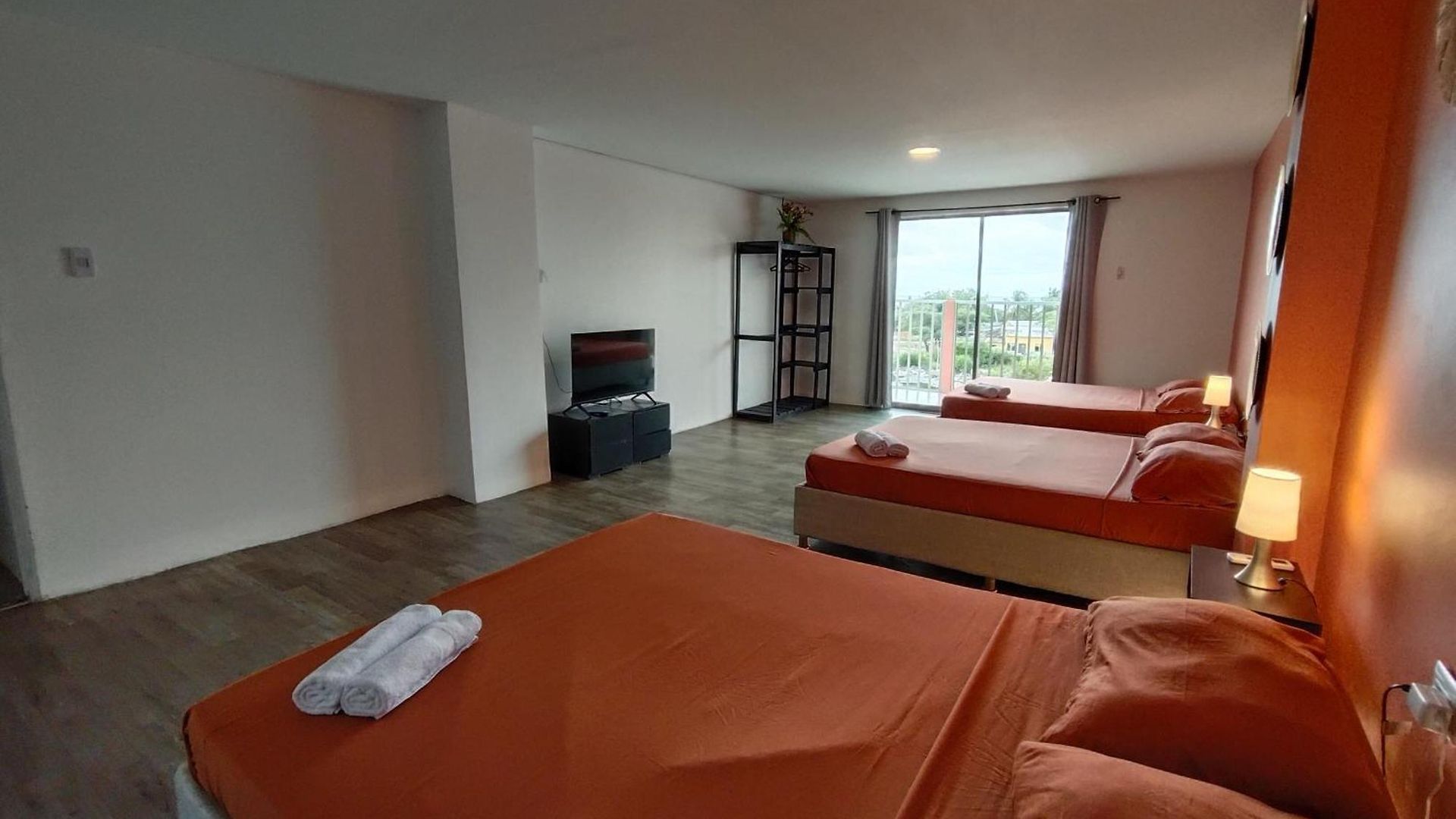 Harmony Deluxe Hotel *