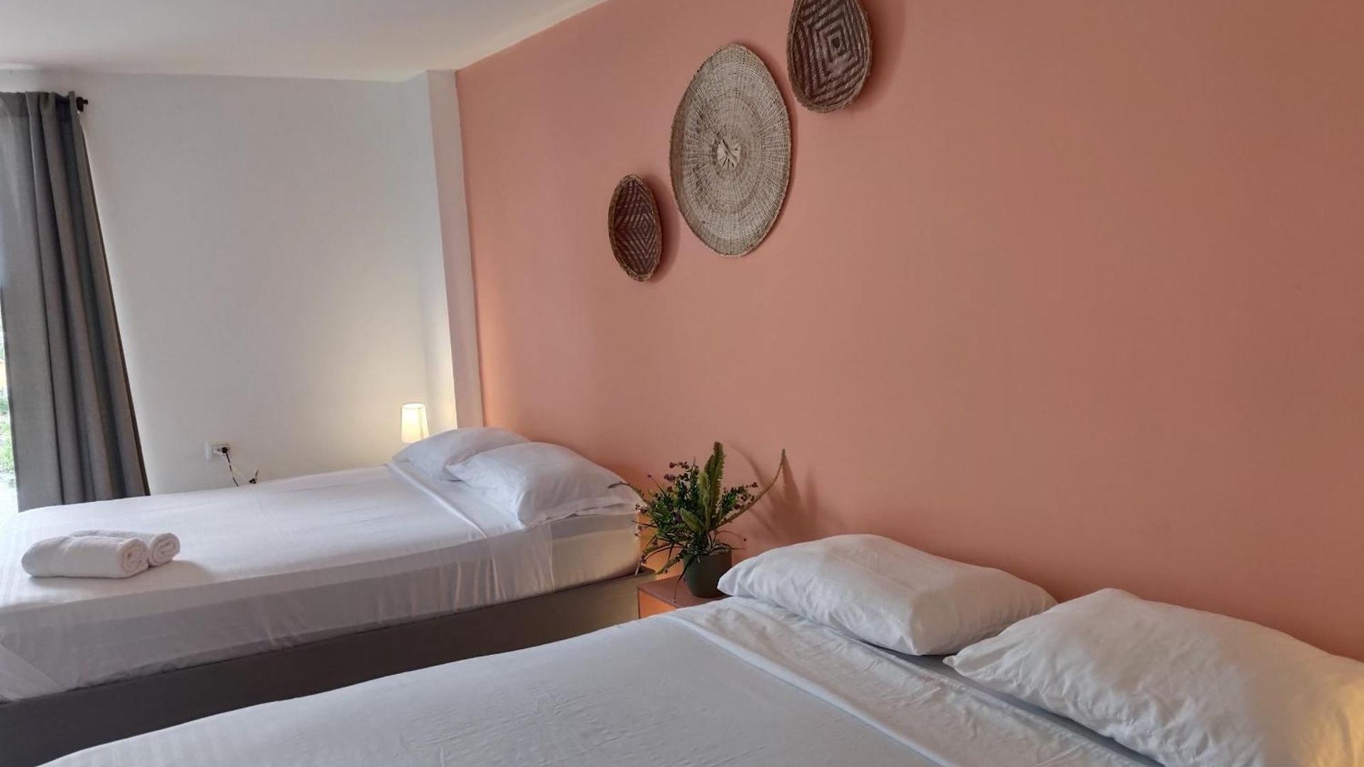 Harmony Deluxe Hotel *