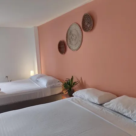 Harmony Deluxe Hotel *