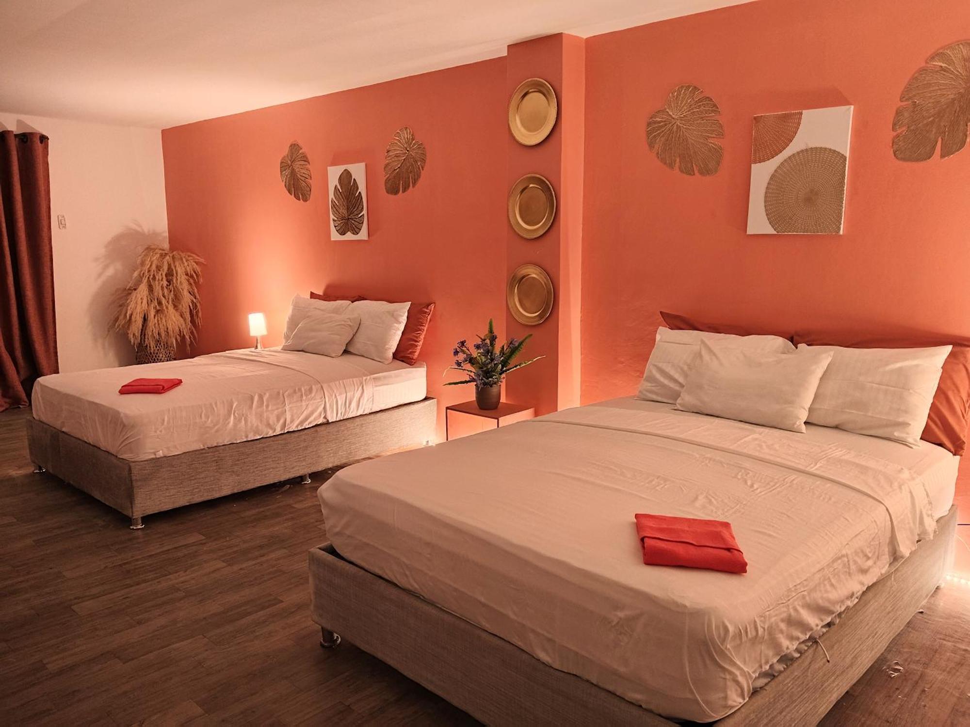 Harmony Deluxe Hotel