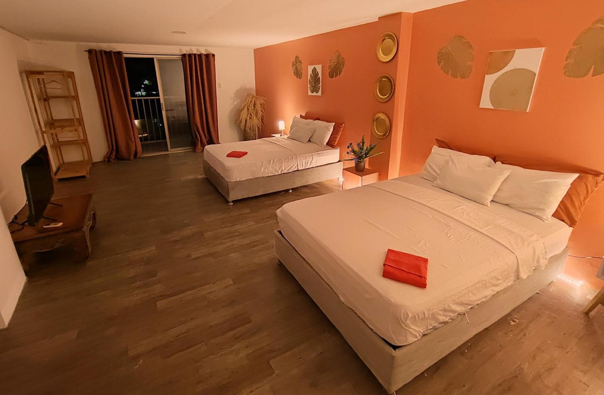 Hotel Harmony Deluxe