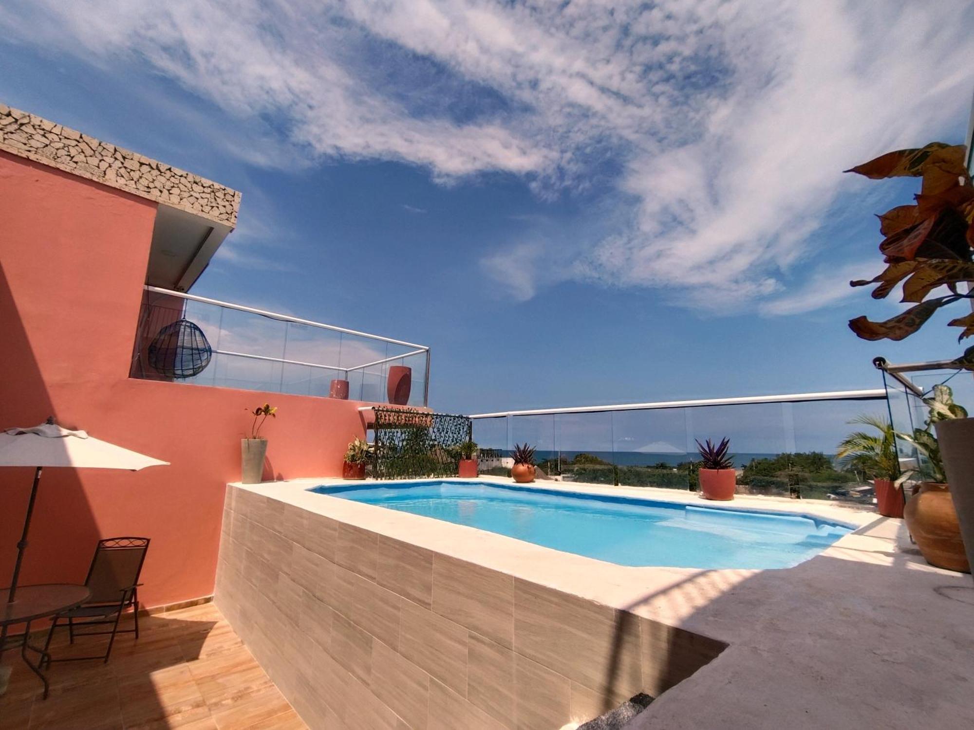 Harmony Deluxe Cartagena