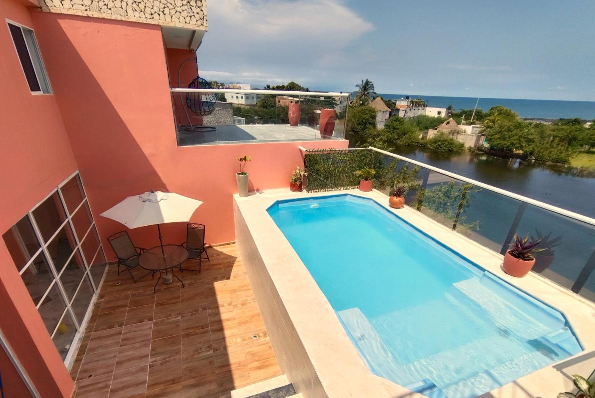 Hotel Harmony Deluxe