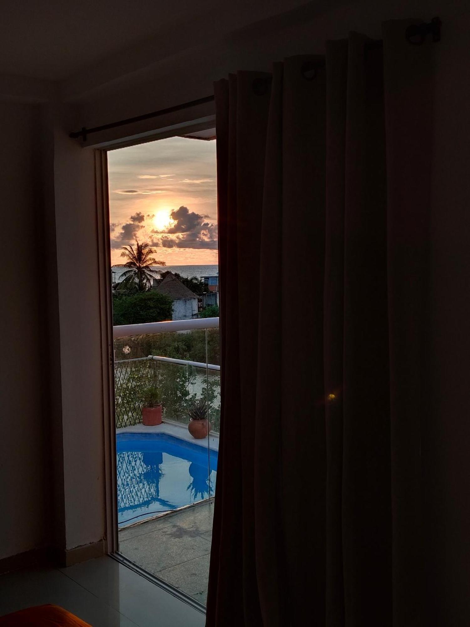 Hotel Harmony Deluxe *