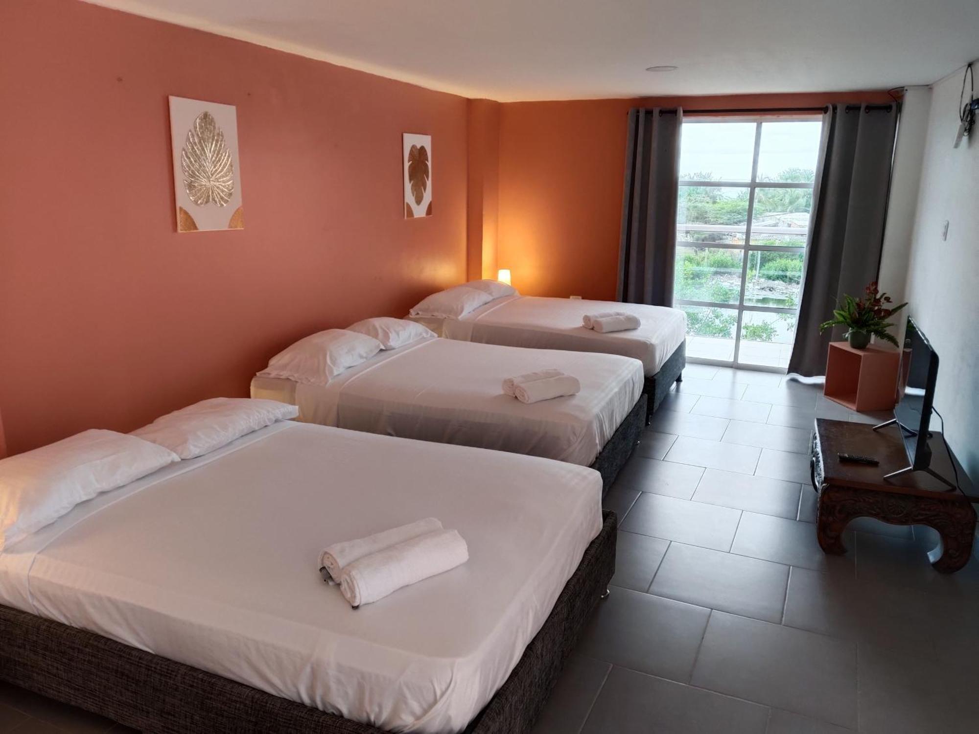 Hotel Harmony Deluxe *