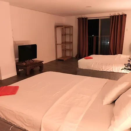Harmony Deluxe Hotel *
