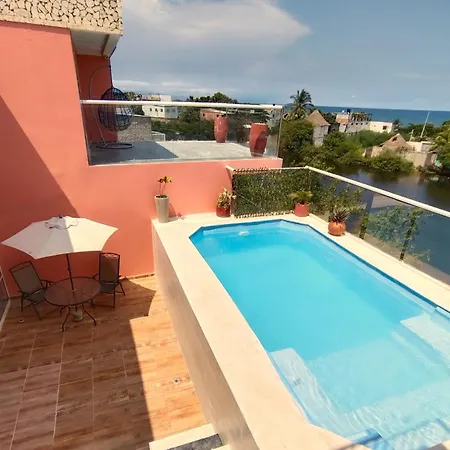 Hotel Harmony Deluxe