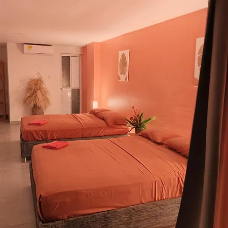 Harmony Deluxe Hotel *