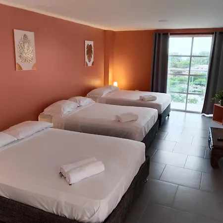Hotel Harmony Deluxe *
